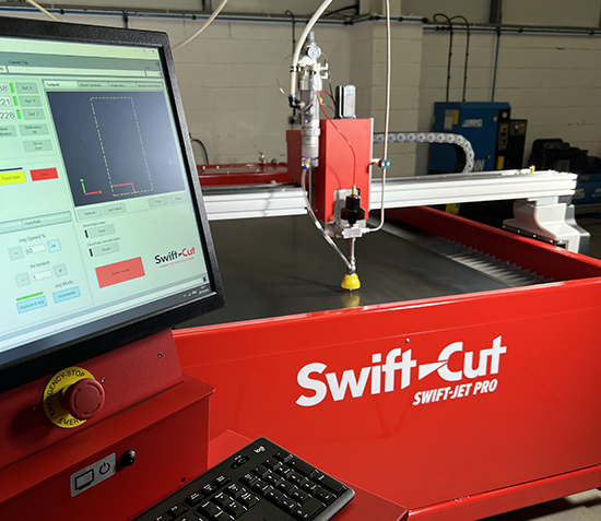 Swift-Jet-Pro-3000-PC-Shot_550x477