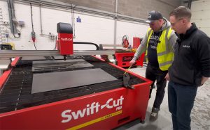 Tom Lamb Swift-Cut fabrieksrondleiding en demonstratie