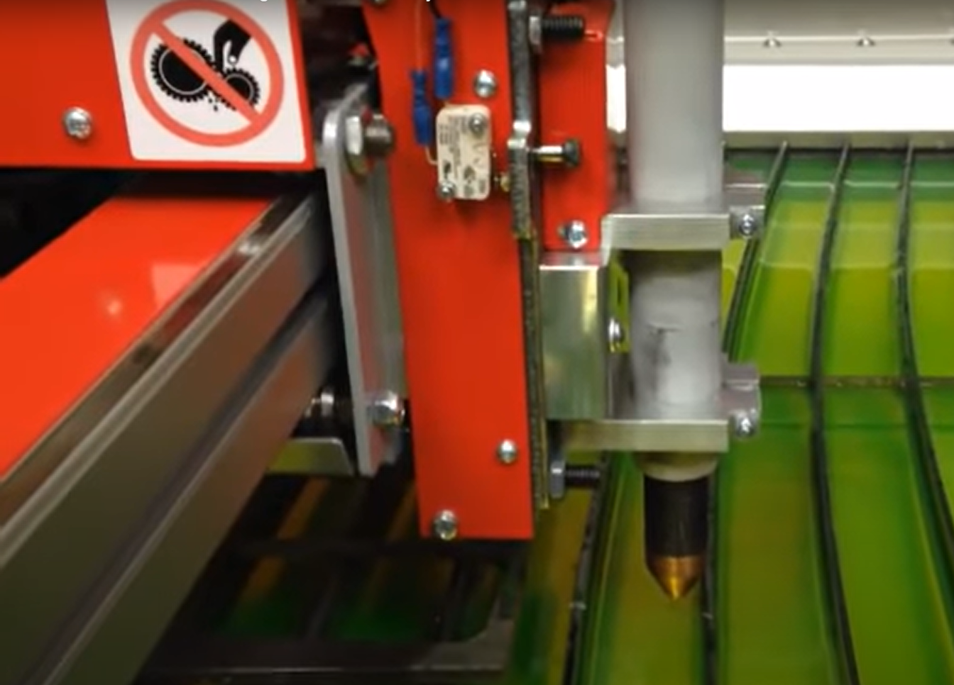 Primo piano della testa Swift-Cut Breakaway